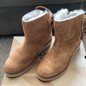NWOT Koolaburra Boots with box-make an offer